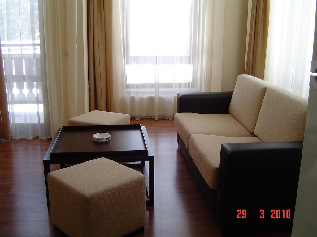 Spider House Aparthotel Pamporovo Room photo